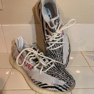 Adidas YEEZY Boost 350 v2 Zebra